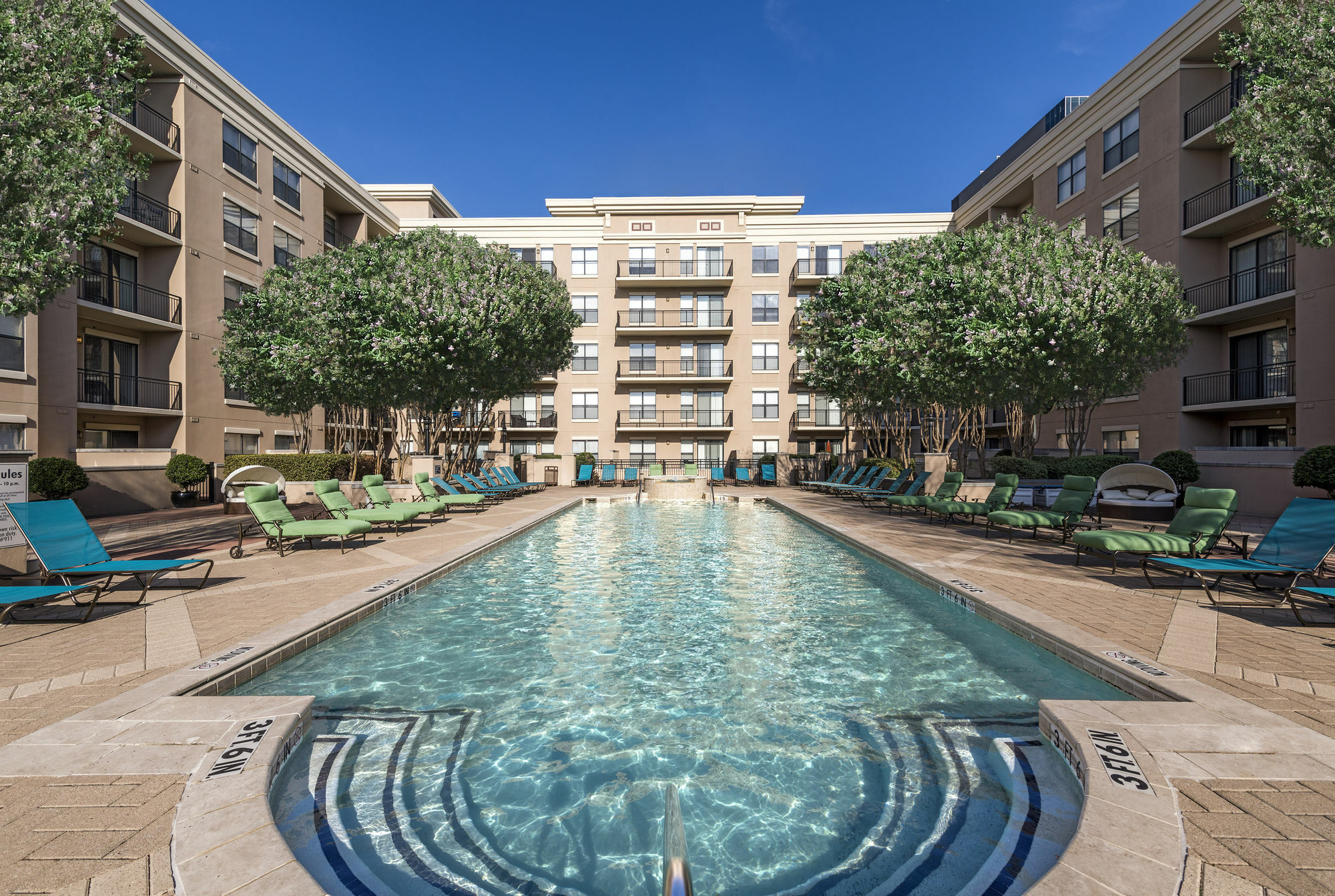 Oakwood Dallas Uptown Exterior photo